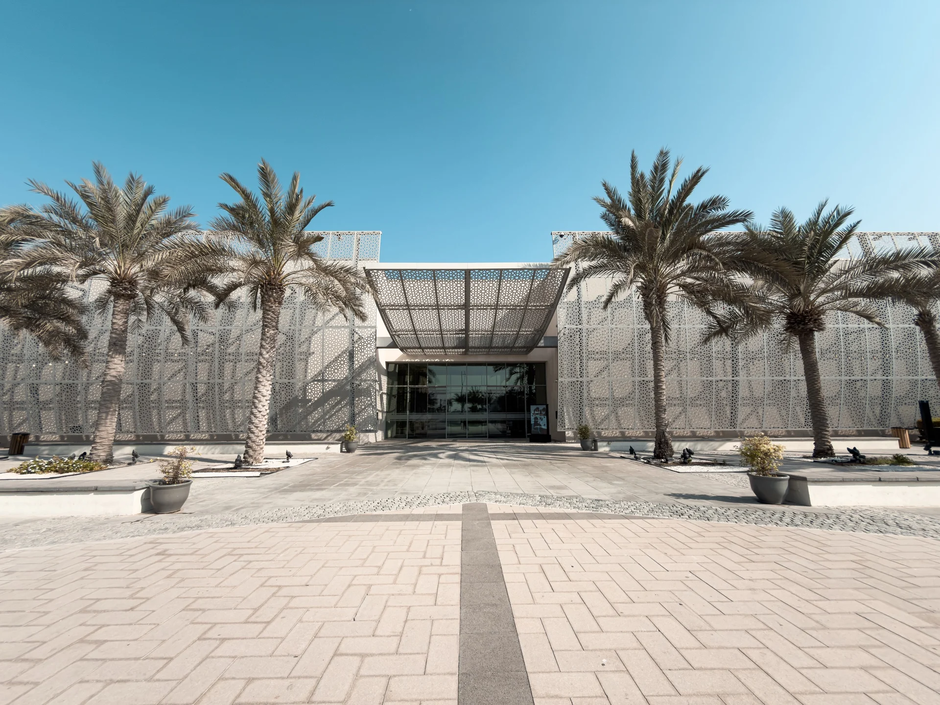 Manarat Al Saadiyat Abu Dhabi campaign